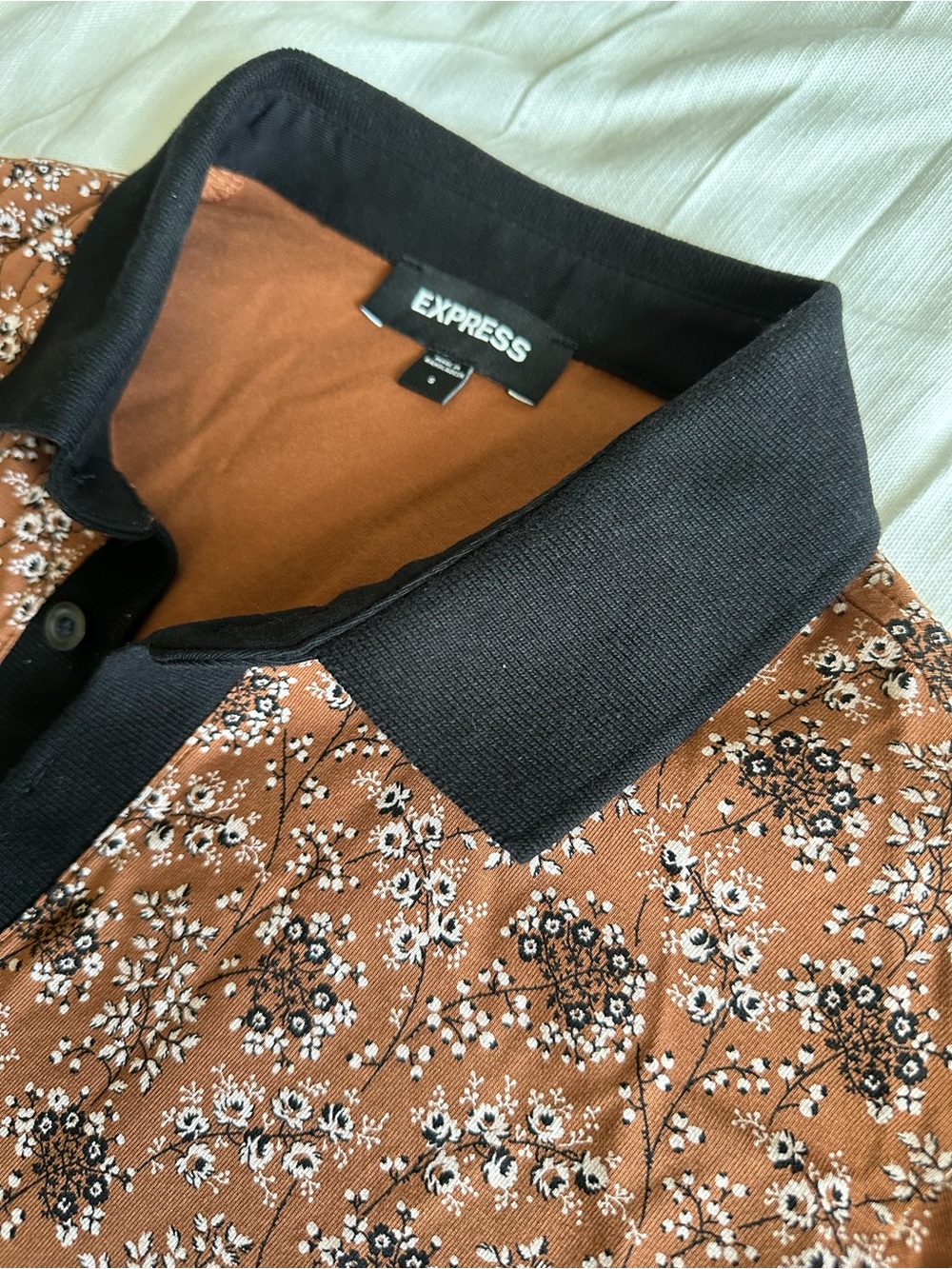 Express Men’s Rust Floral Polo with Black Collar